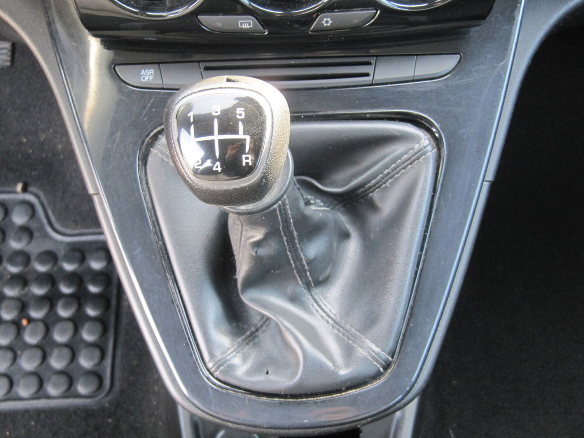 Lancia Ypsilon 1.2 69 CV 5 porte Silver (10)