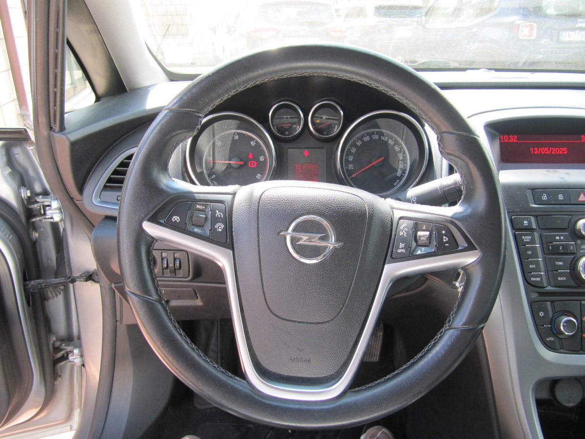 Opel Astra Station Wagon 1.7 CDTI 110CV Sports Elective (6)