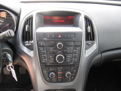 Opel Astra Station Wagon 1.7 CDTI 110CV Sports Elective (7)