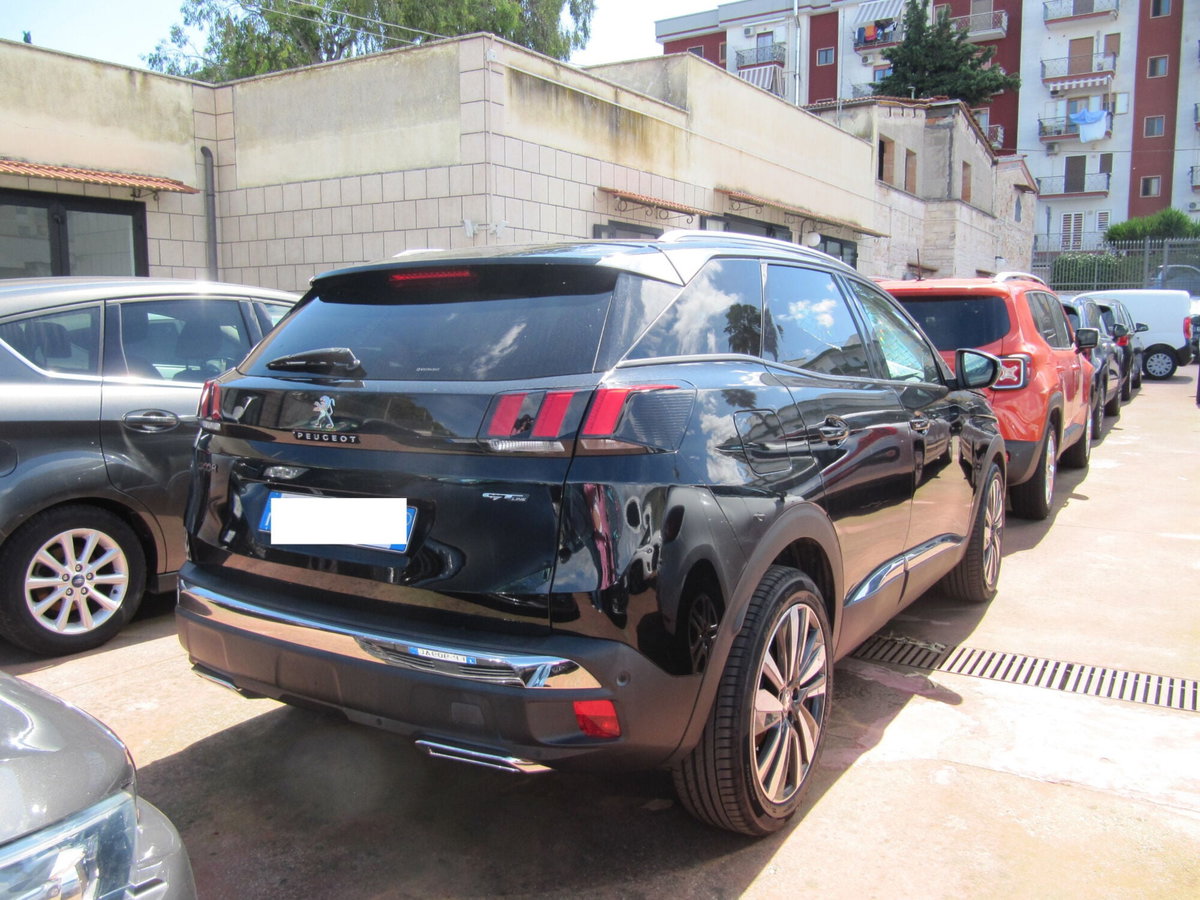 Peugeot 3008 BlueHDi 130 S&S Allure (3)
