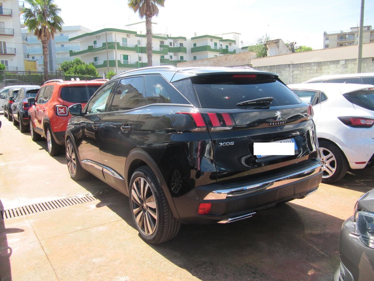 Peugeot 3008 BlueHDi 130 S&S Allure (4)