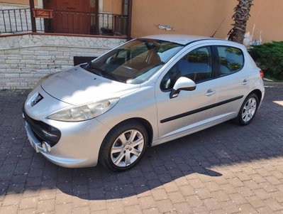 Peugeot 207 HDi 90CV 5p. XS (2)