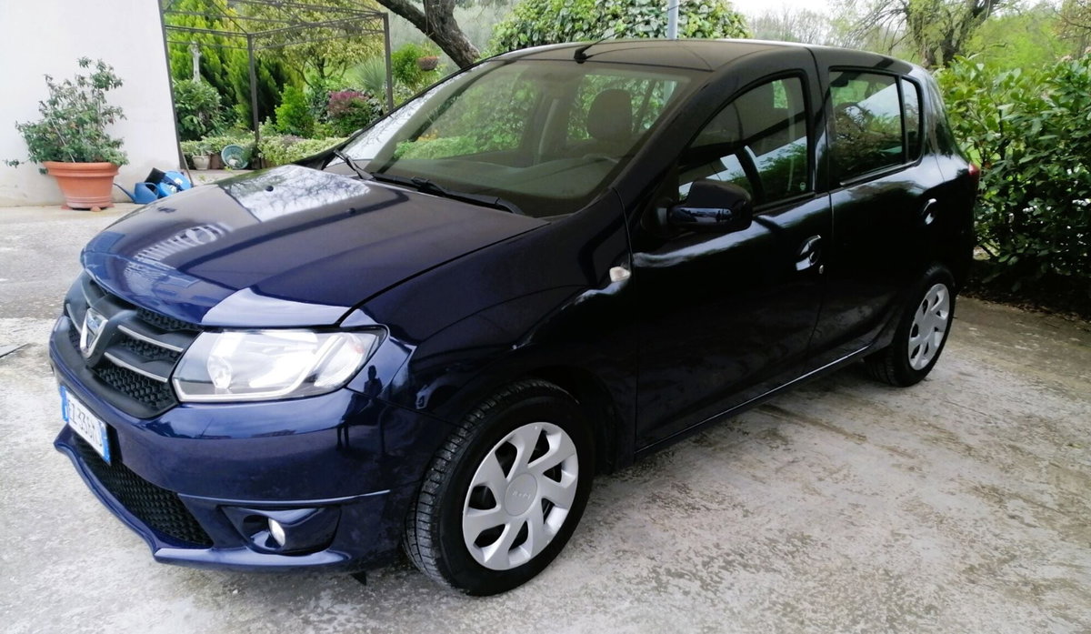 Dacia Sandero 1.2 16V GPL 75CV (5)