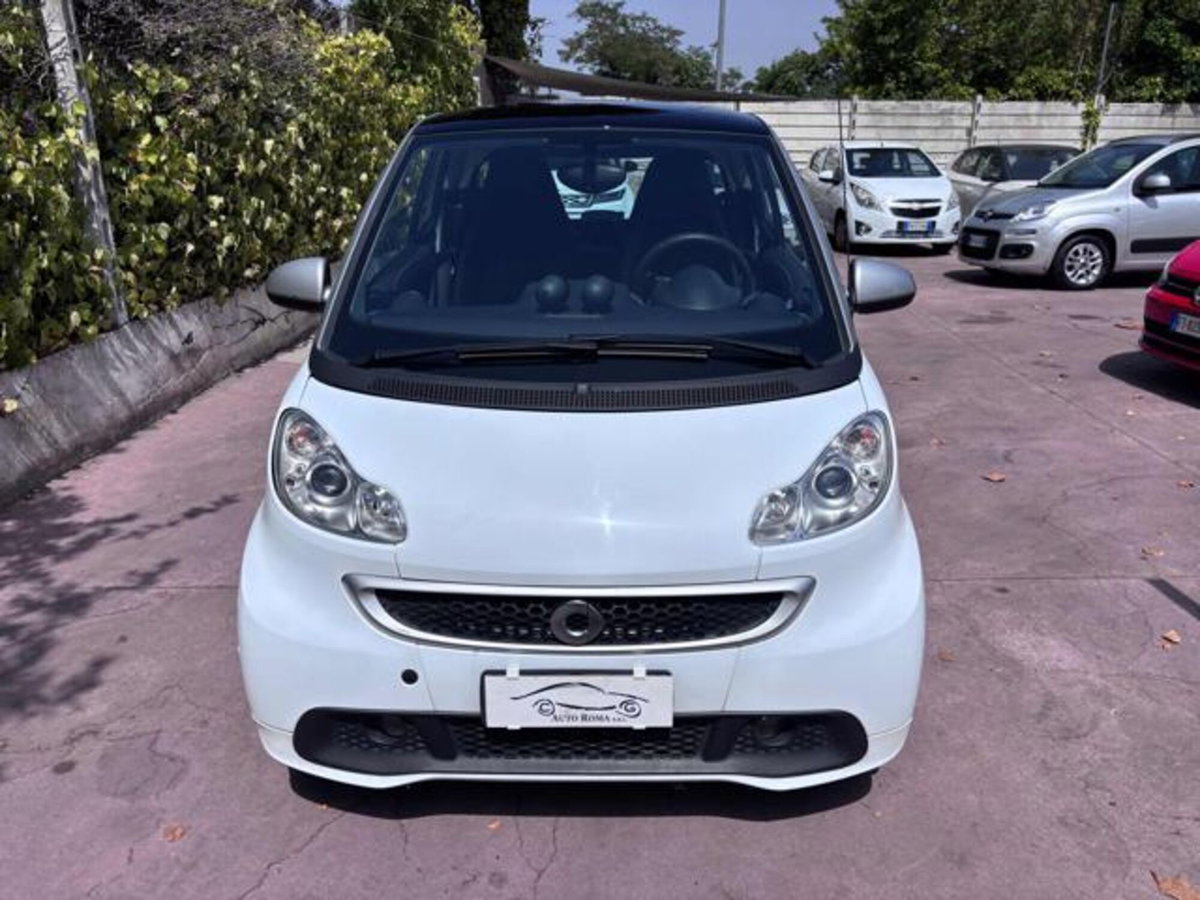 smart Fortwo 1000 52 kW MHD coupé pulse (2)