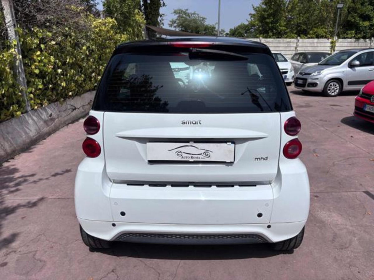 smart Fortwo 1000 52 kW MHD coupé pulse (5)