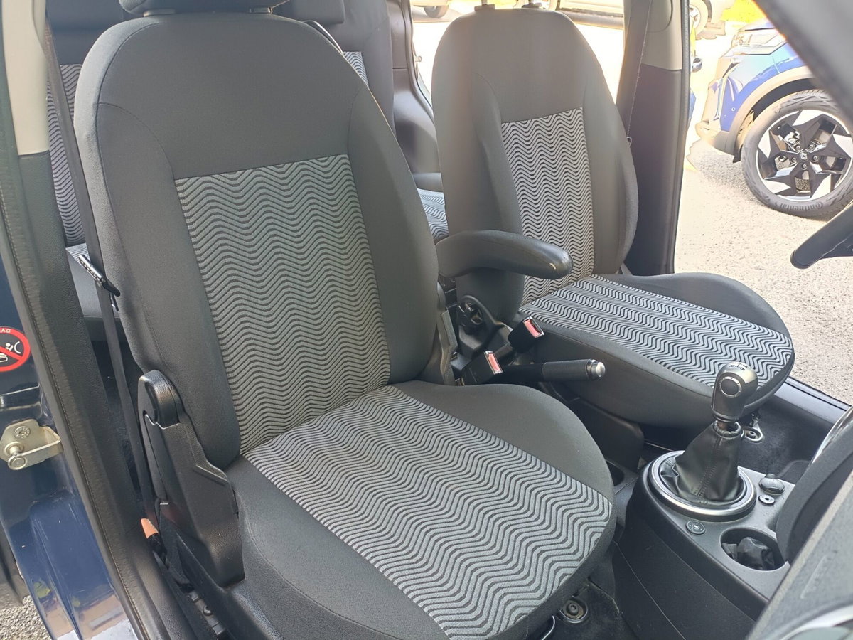Ford Fusion UAV 1.4 16V 5p. Bz.- GPL (11)