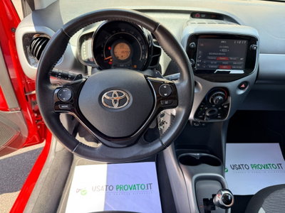 Toyota Aygo Connect 1.0 VVT-i 72 CV 5 porte x-fun MMT (12)