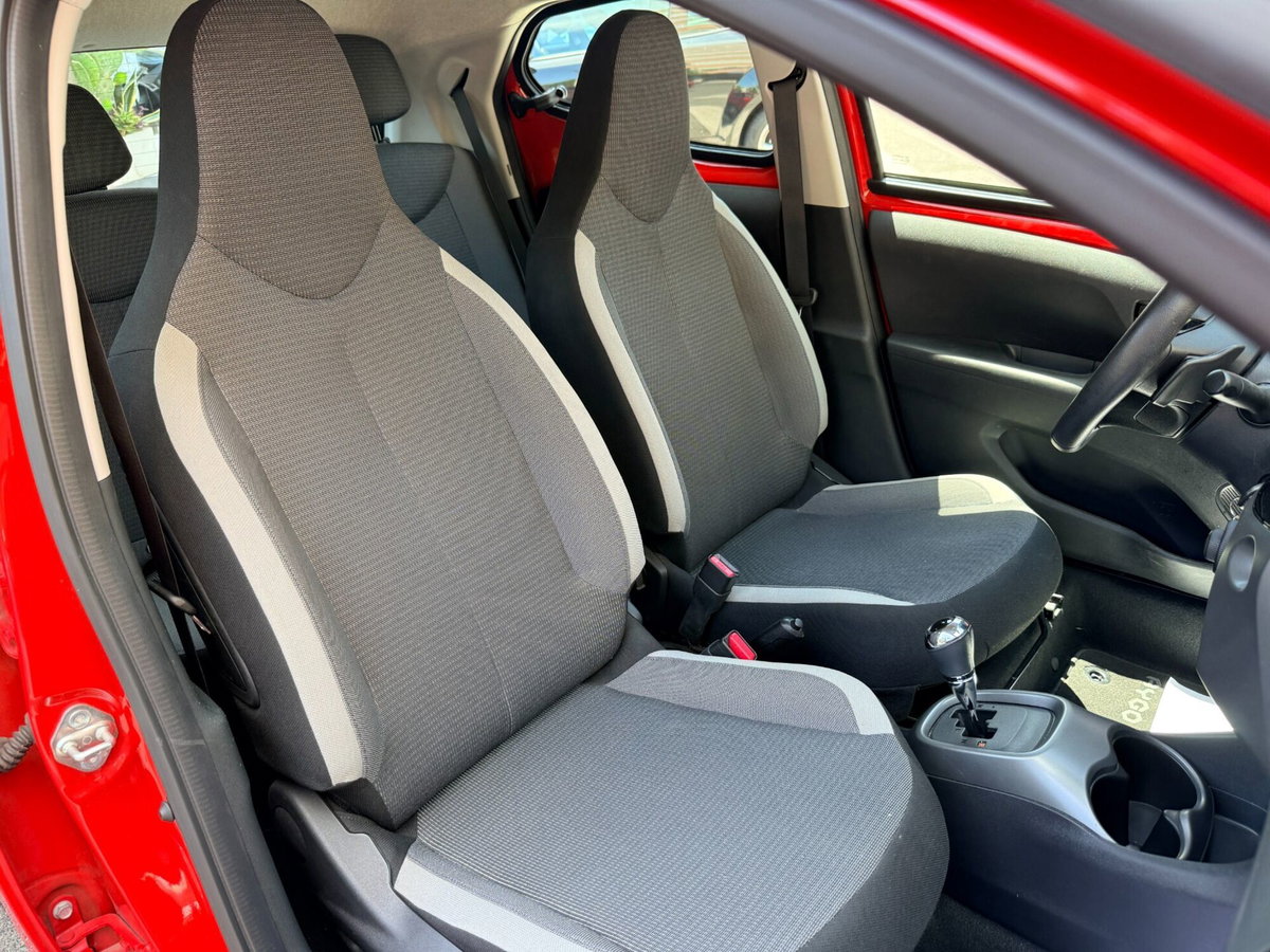 Toyota Aygo Connect 1.0 VVT-i 72 CV 5 porte x-fun MMT (15)