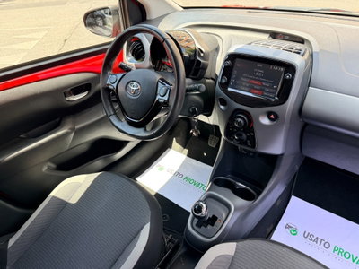 Toyota Aygo Connect 1.0 VVT-i 72 CV 5 porte x-fun MMT (17)