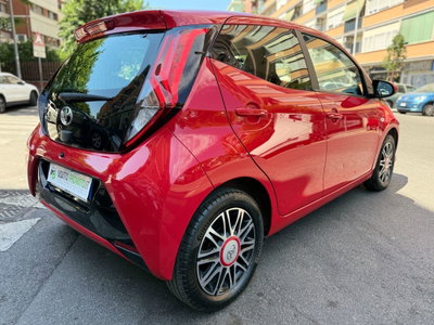Toyota Aygo Connect 1.0 VVT-i 72 CV 5 porte x-fun MMT (7)
