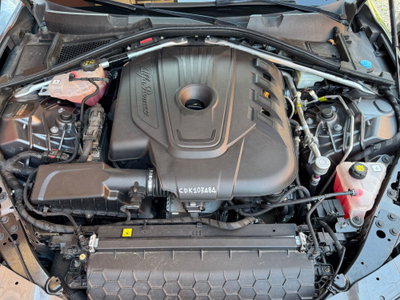 Alfa Romeo Giulia 2.2 Turbodiesel 180 CV AT8 AWD Q4 Super (15)