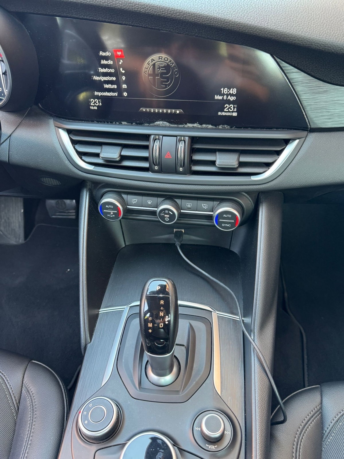 Alfa Romeo Giulia 2.2 Turbodiesel 180 CV AT8 AWD Q4 Super (9)