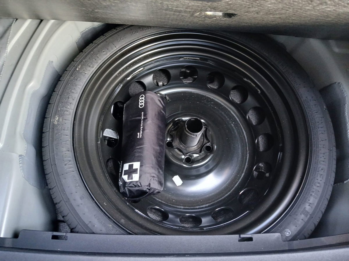 Audi A1 allstreet 30 1.0 tfsi Business 116cv (18)