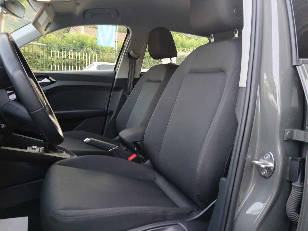 Audi A1 allstreet 30 1.0 tfsi Business 116cv (7)
