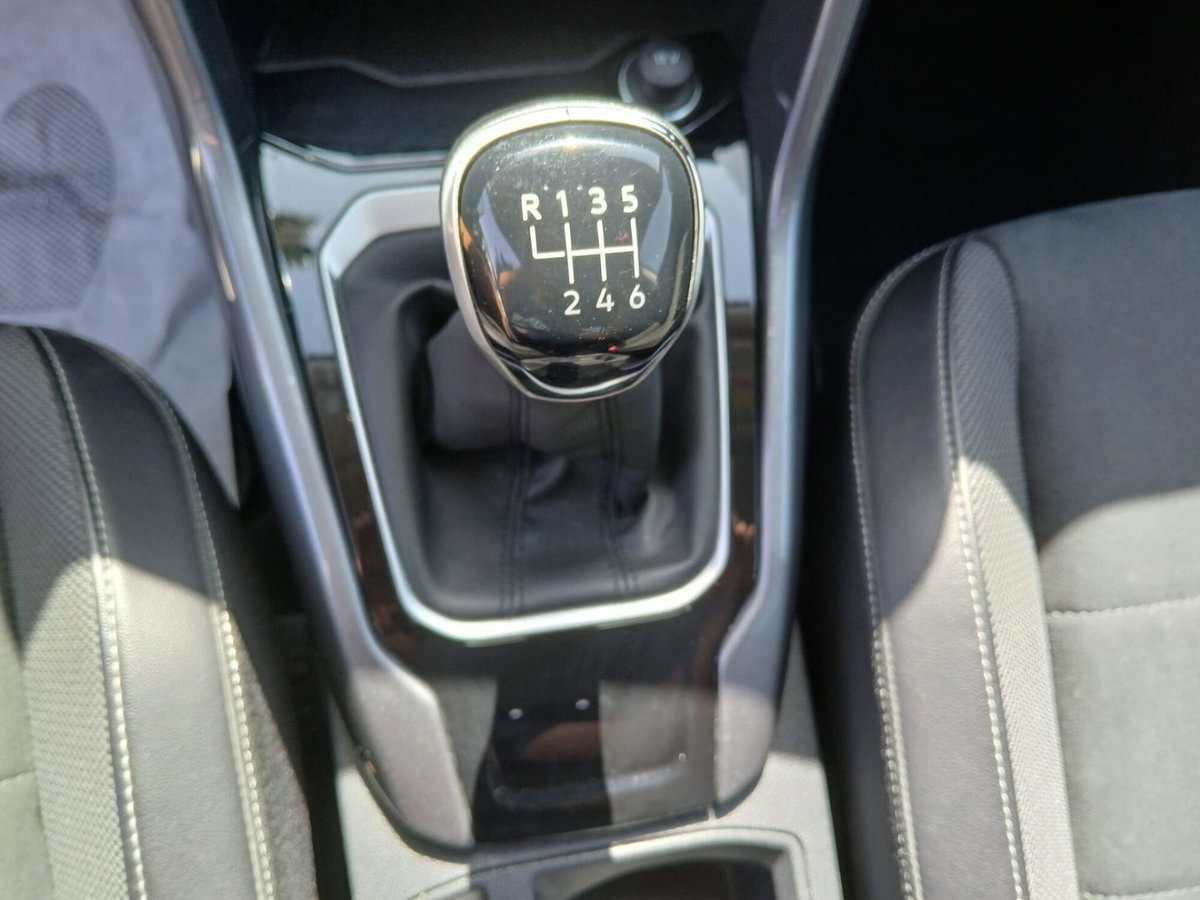 Volkswagen T-Roc 1.5 TSI ACT Style BlueMotion Technology (14)