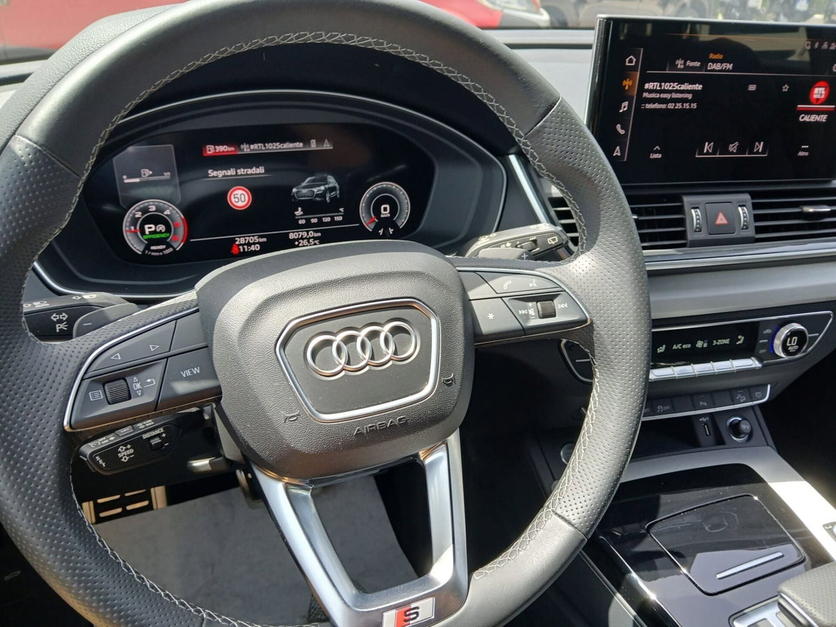 Audi Q5 35 TDI S tronic S line (17)