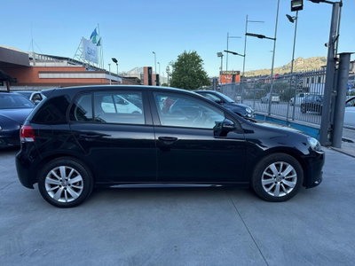 Volkswagen Golf 1.6 TDI DPF 5p. Sport Edition (4)