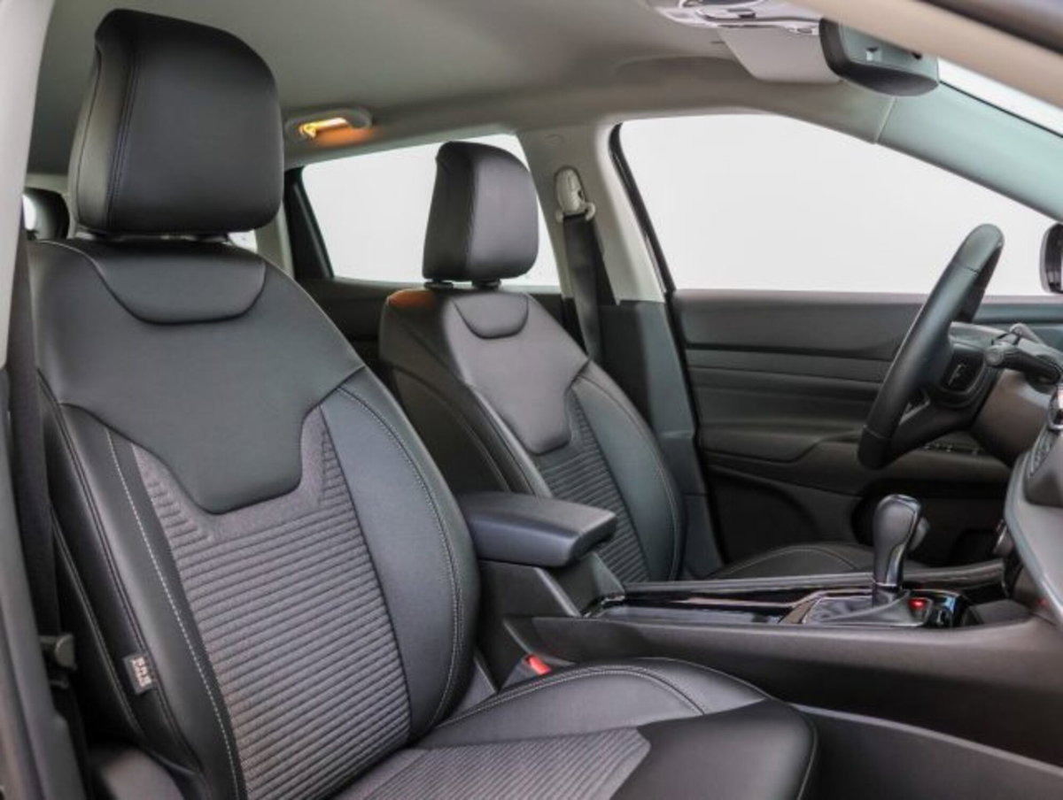 Jeep Compass 1.5 turbo t4 mhev Altitude 2wd 130cv dct (11)