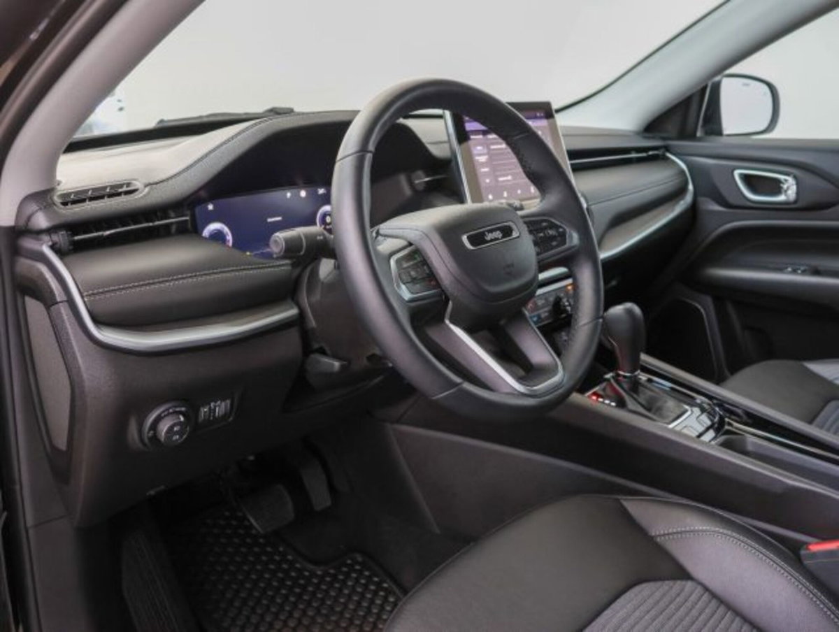 Jeep Compass 1.5 turbo t4 mhev Altitude 2wd 130cv dct (9)