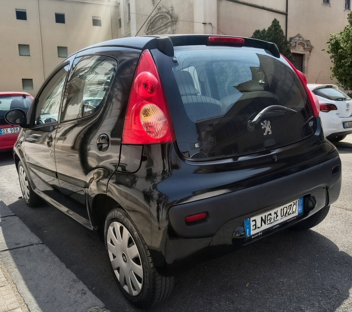 Peugeot 107 68CV 3p. Plaisir (6)