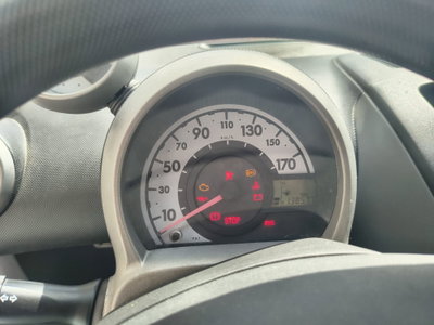 Peugeot 107 68CV 3p. Plaisir (7)