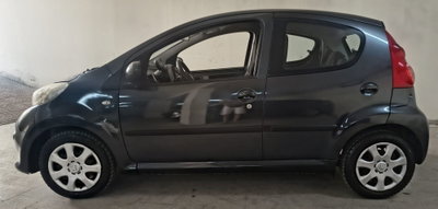 Peugeot 107 HDi 5p. Sweet Years (2)