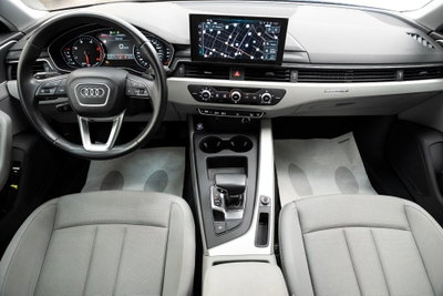 Audi A4 Allroad Allroad 40 2.0 tdi mhev Identity Contrast quattro 204cv s-tronic (12)