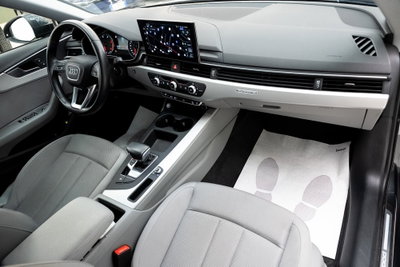 Audi A4 Allroad Allroad 40 2.0 tdi mhev Identity Contrast quattro 204cv s-tronic (16)