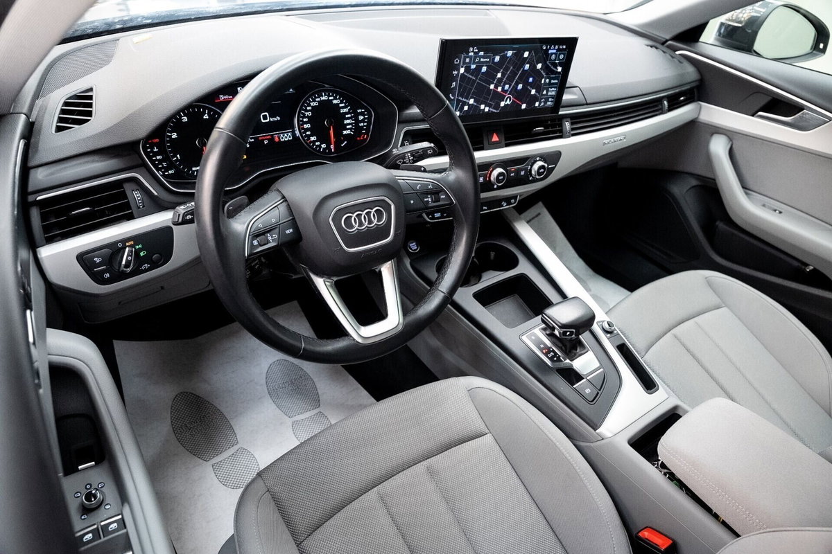 Audi A4 Allroad Allroad 40 2.0 tdi mhev Identity Contrast quattro 204cv s-tronic (8)