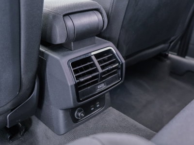 Audi Q3 Sportback 35 TDI quattro S tronic S line edition (16)
