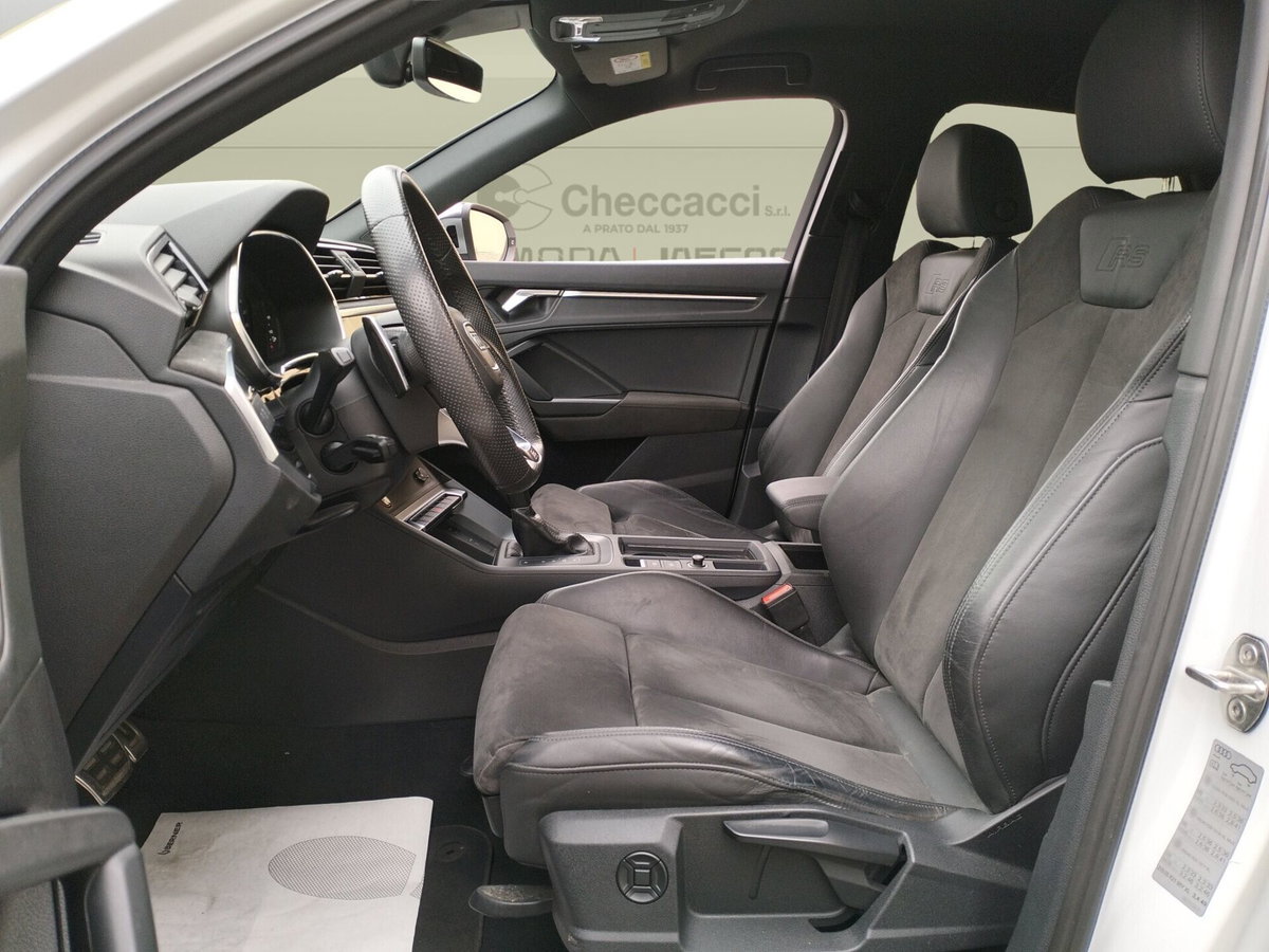 Audi RS Q3 Sportback 2.5 quattro s-tronic (10)