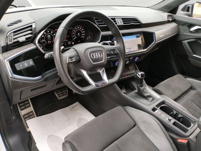 Audi RS Q3 Sportback 2.5 quattro s-tronic (9)