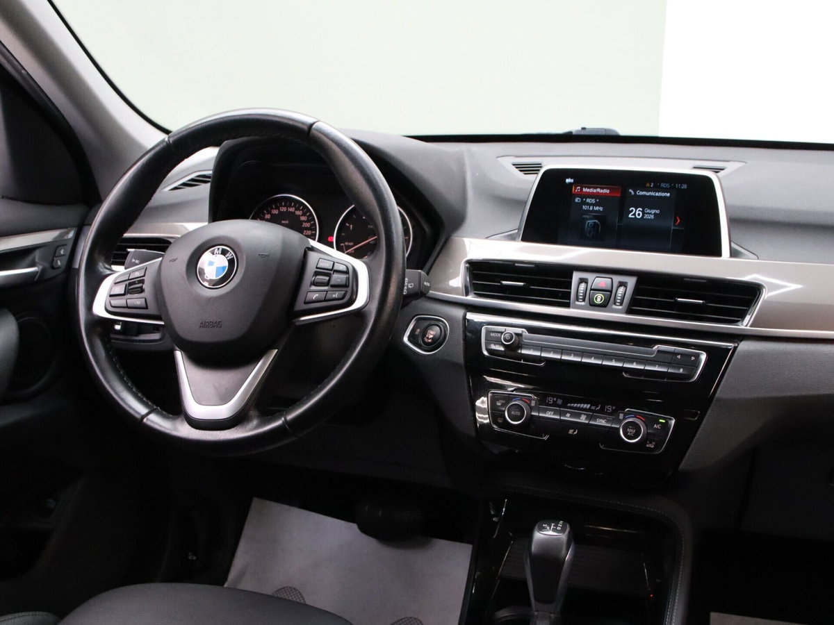BMW X1 sDrive18d xLine Plus (11)