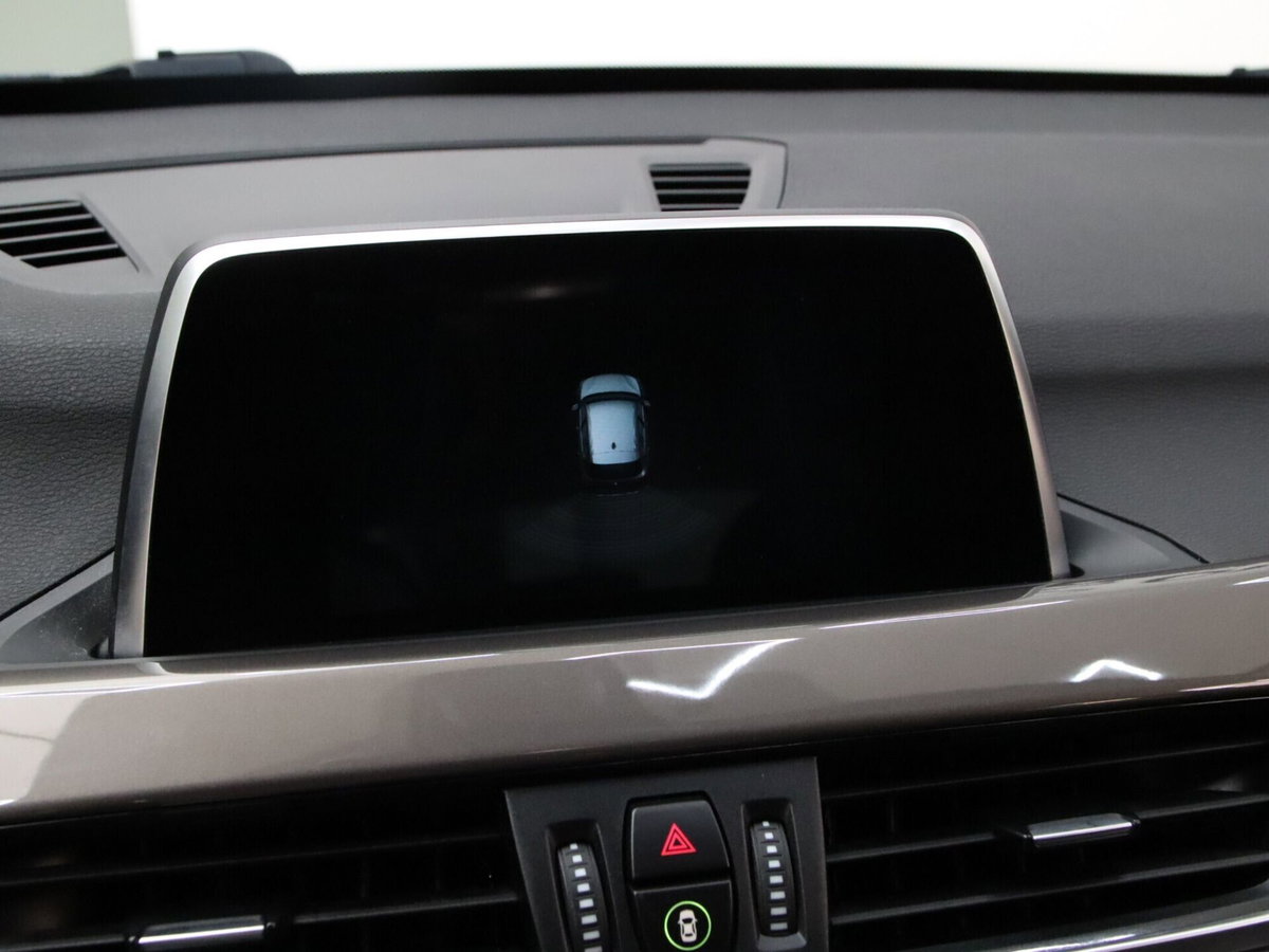 BMW X1 sDrive18d xLine Plus (13)