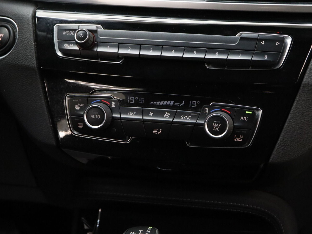 BMW X1 sDrive18d xLine Plus (14)