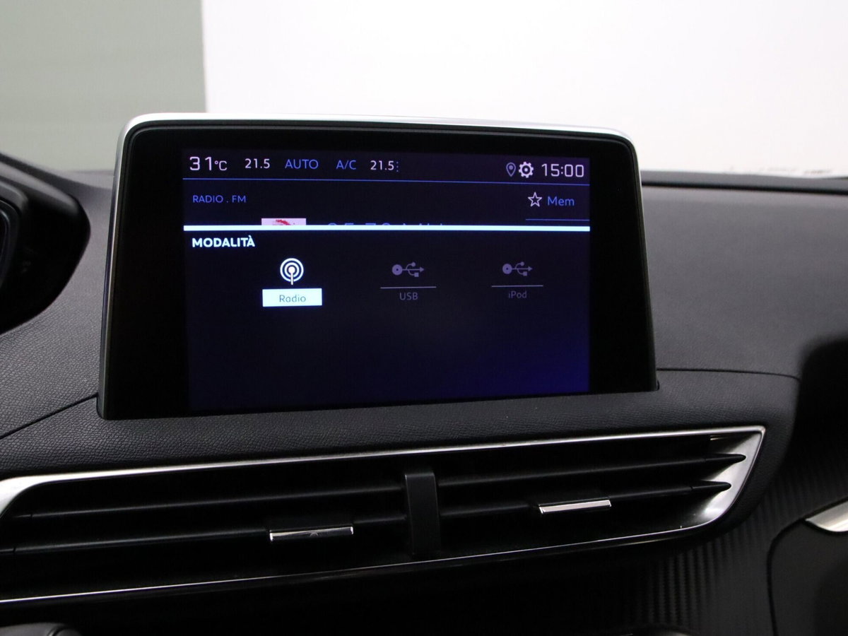 Peugeot 5008 BlueHDi 130 S&S Allure (13)