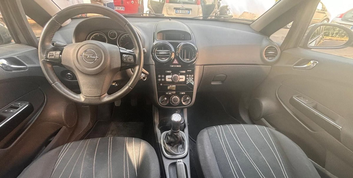 Opel Corsa 1.3 CDTI 95CV F.AP. 5 porte Cosmo (11)