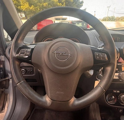 Opel Corsa 1.3 CDTI 95CV F.AP. 5 porte Cosmo (16)