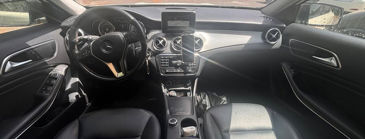 Mercedes-Benz GLA SUV 200 d Automatic 4Matic Premium (11)