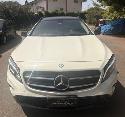 Mercedes-Benz GLA SUV 200 d Automatic 4Matic Premium (9)