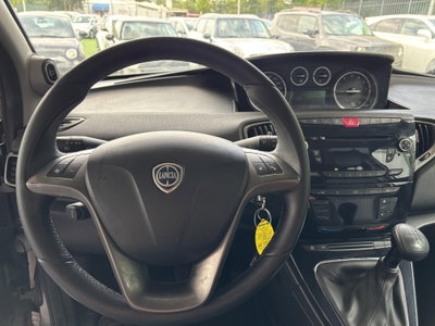 Lancia Ypsilon 0.9 TwinAir 85 CV 5 porte S&S DFN Platinum (10)