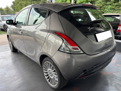 Lancia Ypsilon 0.9 TwinAir 85 CV 5 porte S&S DFN Platinum (4)