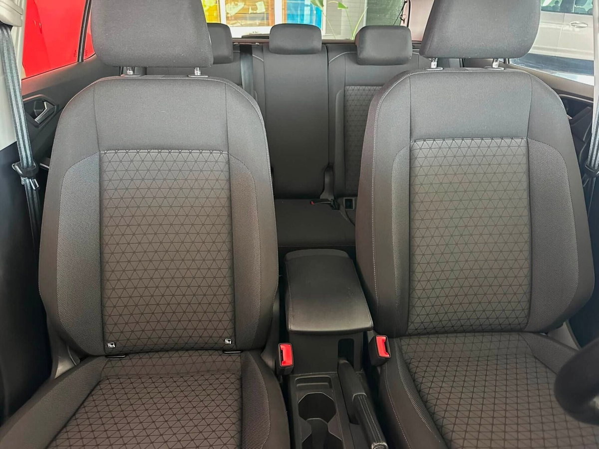Volkswagen T-Cross 1.0 TSI 110 CV DSG Style (6)
