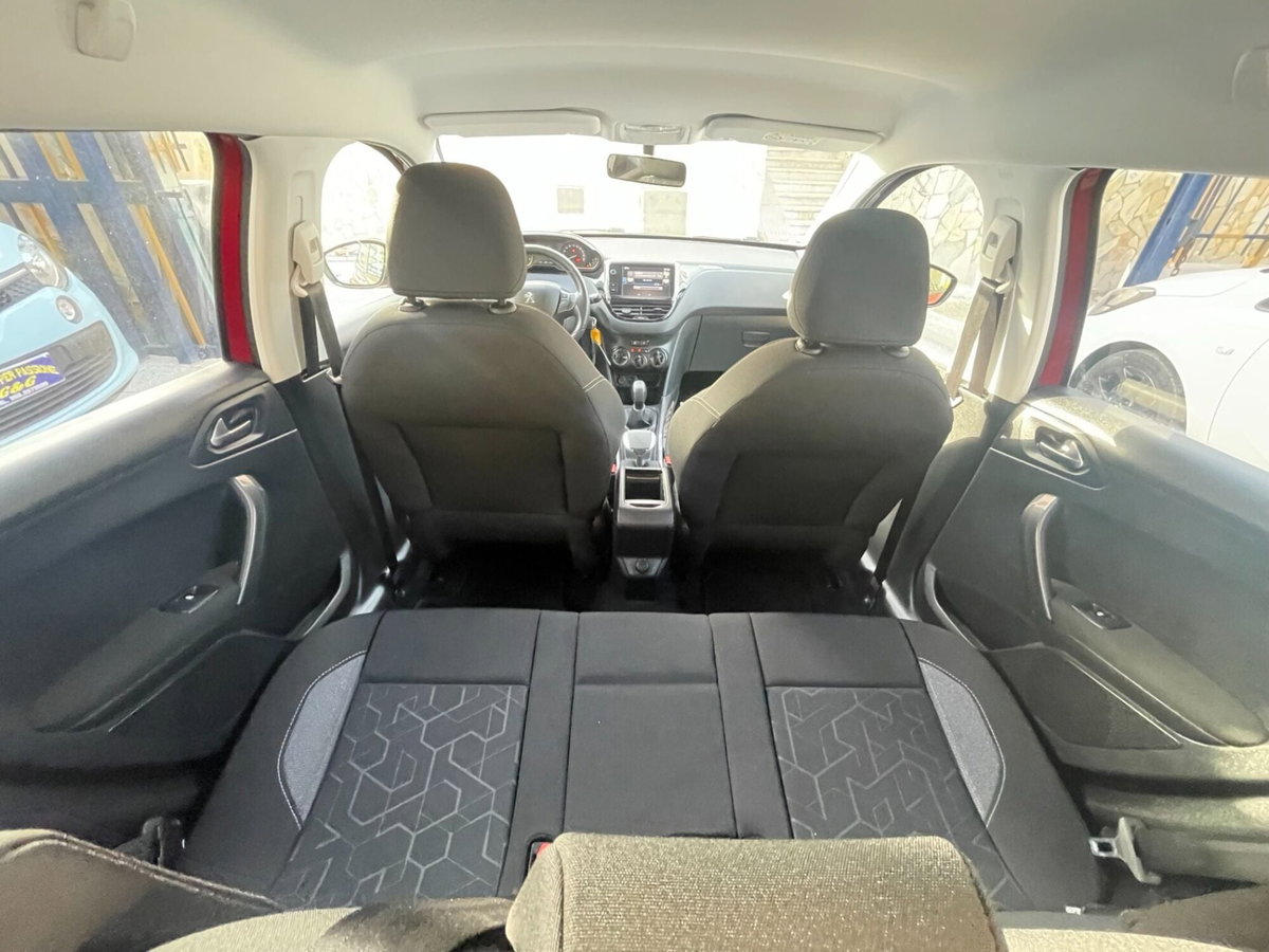 Peugeot 2008 100 Active (3)