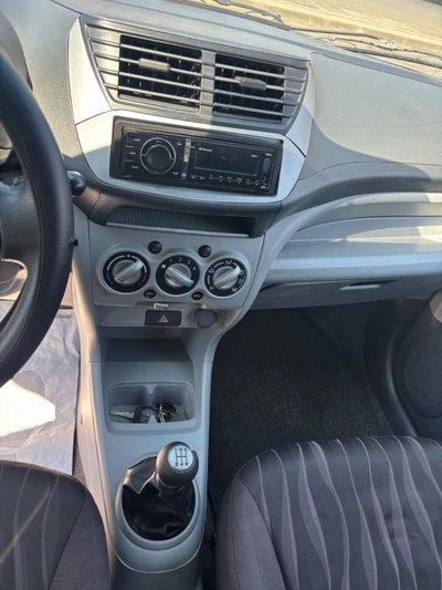 Nissan Pixo 1.0 5 porte Look (11)