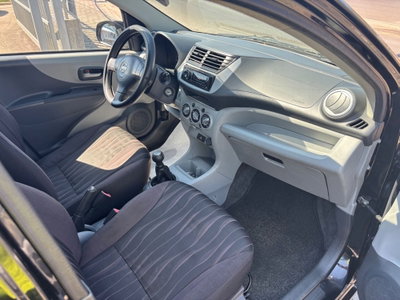 Nissan Pixo 1.0 5 porte Look (9)