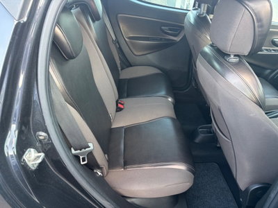 Lancia Ypsilon 1.3 MJT 16V 95 CV 5 porte S&S Gold (10)