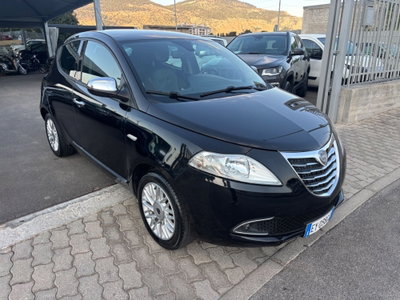 Lancia Ypsilon 1.3 MJT 16V 95 CV 5 porte S&S Gold (4)