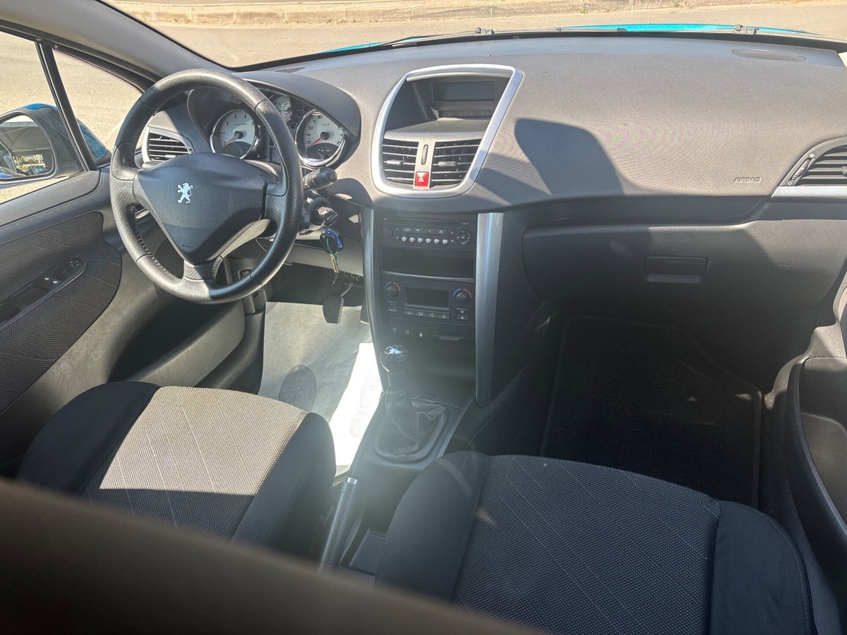 Peugeot 207 VTi 95CV 5p. Energie Sport (11)