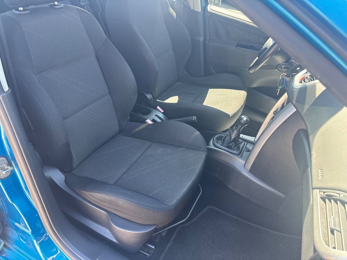 Peugeot 207 VTi 95CV 5p. Energie Sport (12)